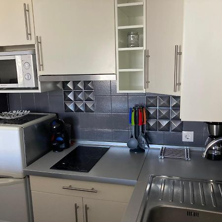 Tres Bel Appartement Entierement Renove เอมปูเรียบราบา ภายนอก รูปภาพ