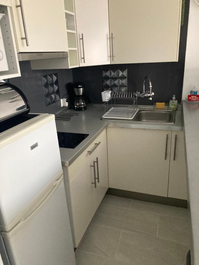 Tres Bel Appartement Entierement Renove เอมปูเรียบราบา ภายนอก รูปภาพ